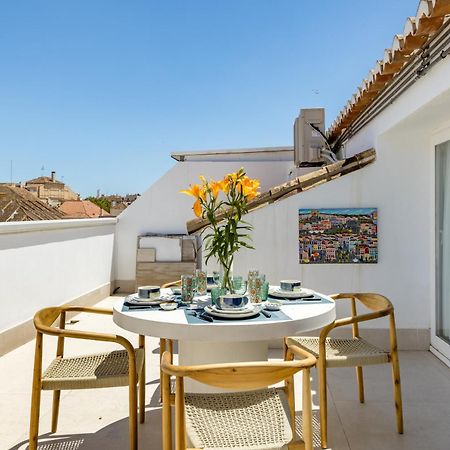 מאלגה Atarazanas Suite, Atico Con Terraza מראה חיצוני תמונה
